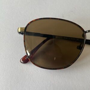 Code Sunglasses Tortoise 198 102 51-20-140 Ango/tt Trop Bw B-4202